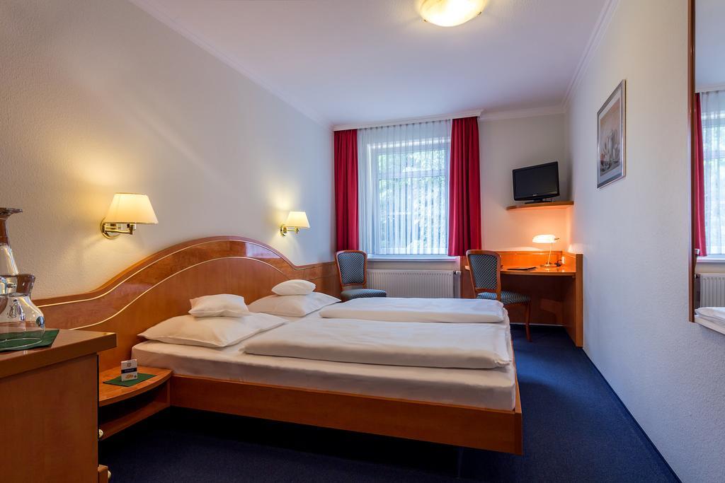 Akzent Hotel Privat - Das Nichtraucherhotel Dresde Exterior foto